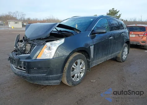 2016 Cadillac Srx Luxury Collection z USA, uszkodzony, nr VIN 3GYFNEE39GS570247